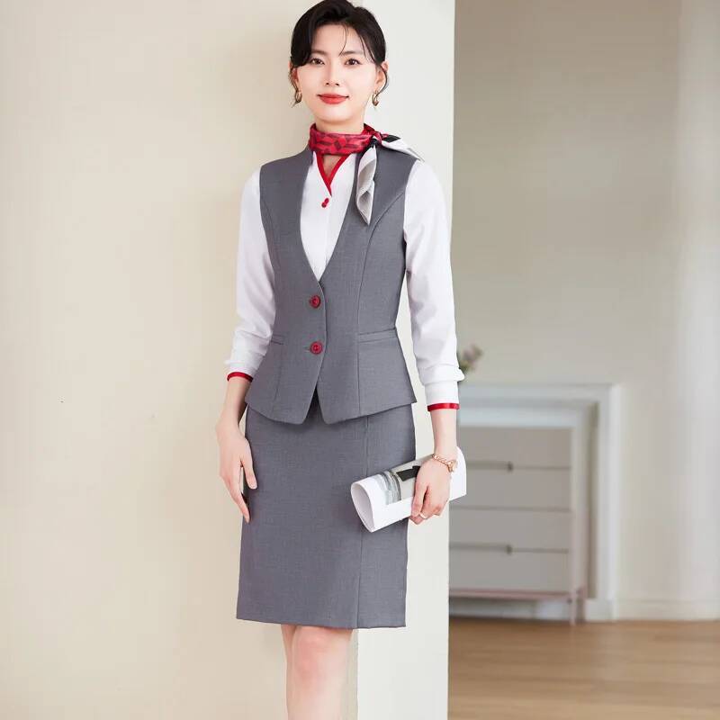 Eleganckie garnitury damskie p – Women Formal Wear Business recenzja i cena
